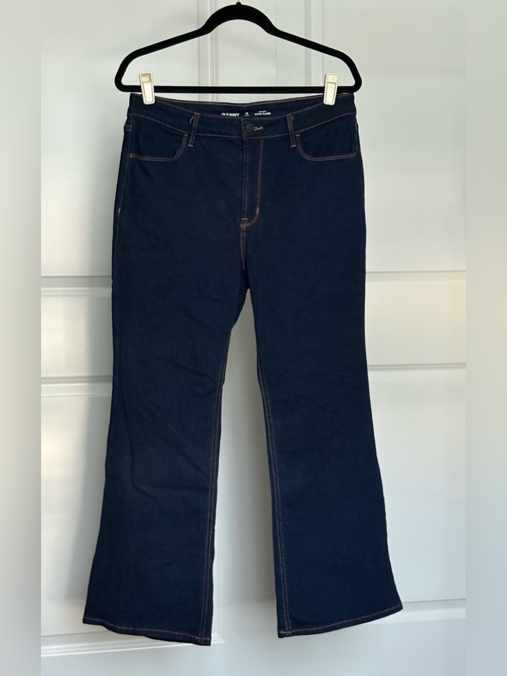 Old Navy High-Waisted Wow Flare Jeans Dark Wash 12 Short - Picture 1 of 7